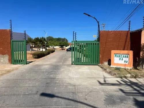 Re/max 2 Mil Vende, Casa En Obra Gris, En Urbanización Las Marites, Al Lado De La Avenida Juan Bautista Arismendi, Nueva Esparta, Isla De Margarita