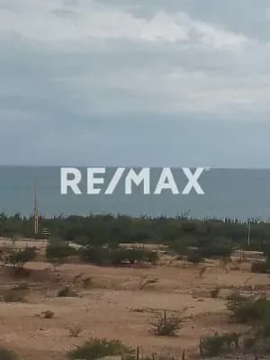 TERRENO AMPLIO EN PENINSULA DE MACANAO