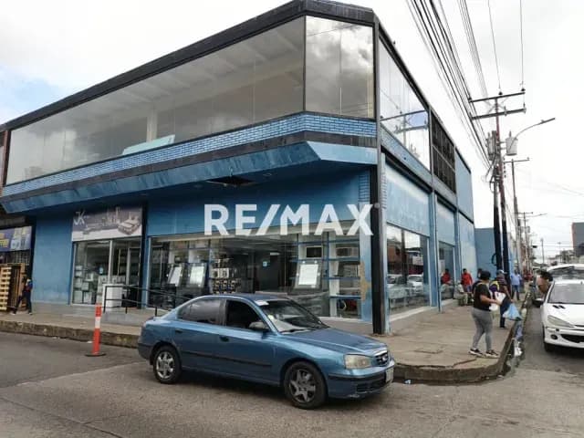 EN ALQUILER LOCAL COMERCIAL CENTRICO UBICADO EN LA CALLE BOYACA, SECTOR CENTRO. MATURÍN-MONAGAS