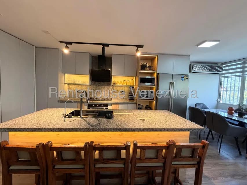 Apartamento (Duplex) en Venta en Juan Pablo II, Distrito Metropolitano