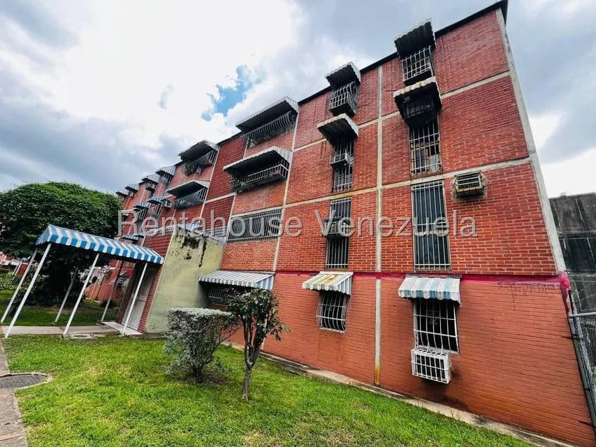 Apartamento (1 Nivel) en Venta en Fundacion Maracay II, Aragua