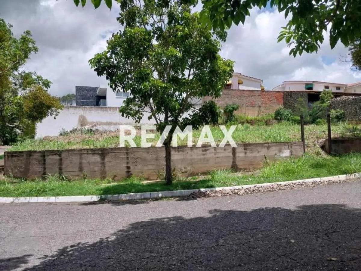 Venta Terreno Urb Guaracarima La Victoria Estado Aragua