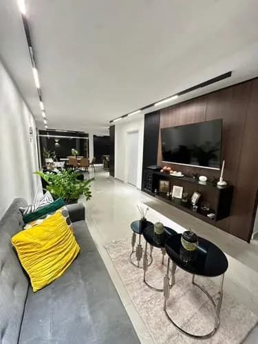Johana Lazaro Vende Townhouse Moderno Amoblado Totalmente Remodelado En San Diego **clientes Directos**
