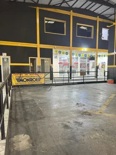 Merly Pinto Inzitu Realtors Vende Edificio Comercial De Usos Multiplex Guacara Carabobo Venezuela