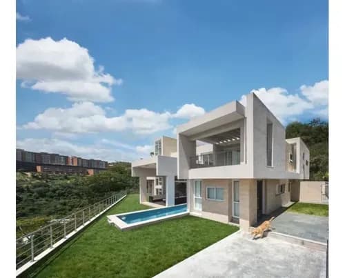 Venta Casa Colinas De Tamanaco C850m2 T950m2