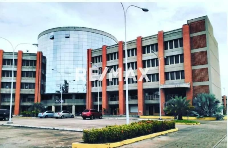 En Alquiler Local Comercial en Centro Empresarial San Miguel, Avenida Alirio Ugarte Pelayo, Tipuro, Maturín Estado Monagas