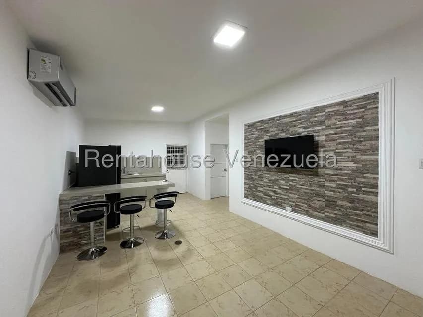 Casa (1 Nivel) en Alquiler en Sector Los Perozos, Falcon