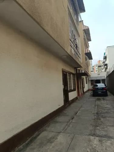 Las Acacias Alquiler Local De Aproximadamente 100 M2 Únicamente Para Deposito.