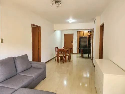 Alquiler Apto. Campo Alegre 2h/1+ Medio Baño/ 2 Estacionamiento