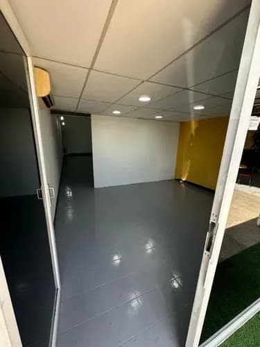 Alquilo Local Comercial 65m