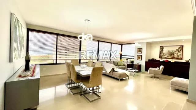 ALQUILA APARTAMENTO EN RES.CERRO ALEMAN