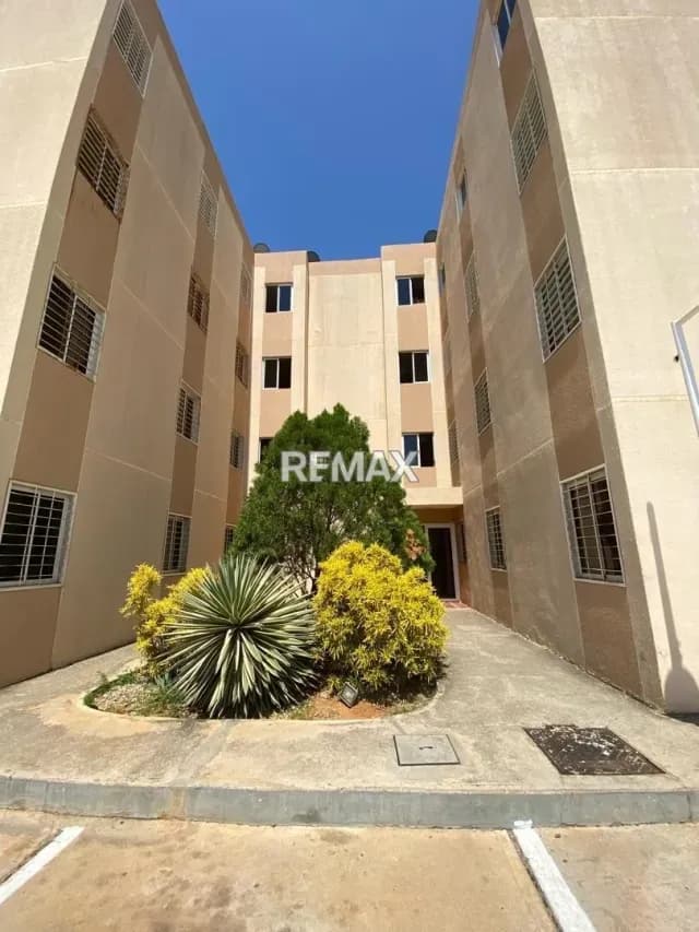 Apartamento en SEMIGRIS, C.R Caminos del Sol. En Venta