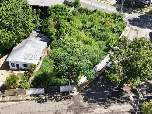 Terreno En Venta En El Limon Av Universidad 925 Metros Listo Negociar Estef 26-27497