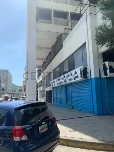 Local Comercial En Alquiler