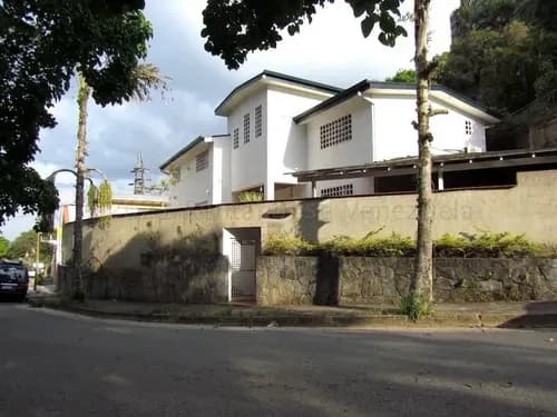 Casa En Venta Urb. Miranda Mls# 24-16203 Gn
