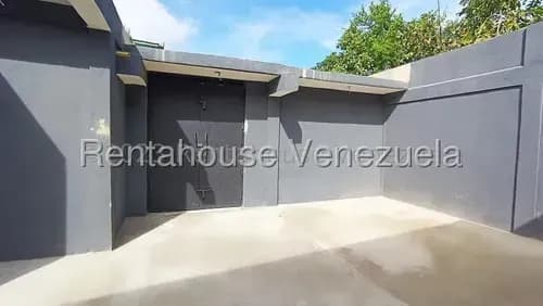 Lcda. Milagros Carrasquel Local Alquiler Barquisimeto Lara Zona Este Economica Comercial Economico Código Inmobiliaria Rent-a-house 25-12139