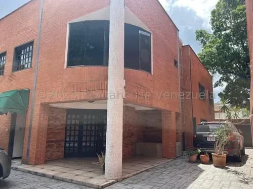Edificio En Venta,la Trinidad Mls #26-2014
