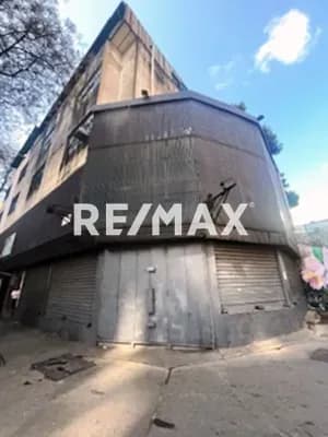 LOCAL COMERCIAL EN ALQUILER - URB. AV. BARALT