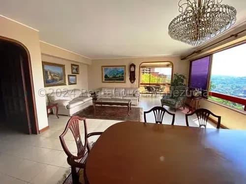 Jg Cod Flex 26-1222 Se Vende Bello Y Espacioso Apartamento De 176 Mts 4 Habitaciones 3 Puestos De Estacionamiento En Los Samanes