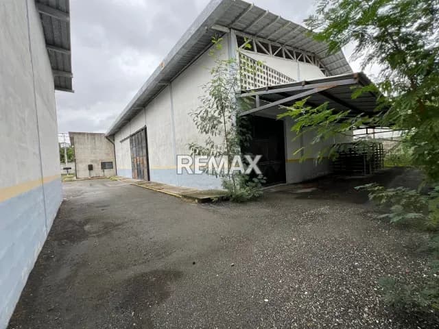 Excelente oportunidad de inversión industrial comercial en la Zona Industrial de Acarigua