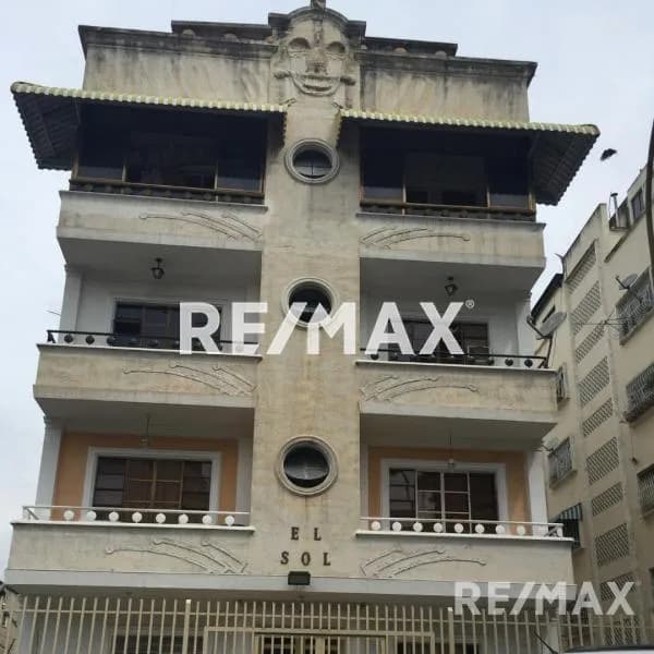 Edificio en venta en Las Acacias