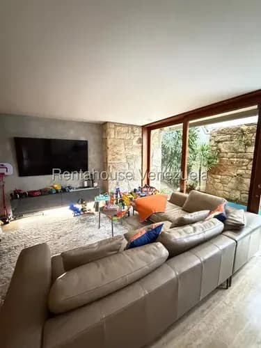 Casa En Alquiler. Con Un Clima De Montaña Santa Paula Yg 26-19477 Ll
