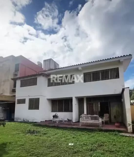 Excelente quinta en la las acacias 650m2 de terreno EN VENTA