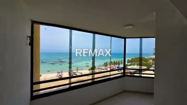 APARTAMENTO CON ESTILO MODERNO, CON ESPECTACULAR VISTA AL MAR