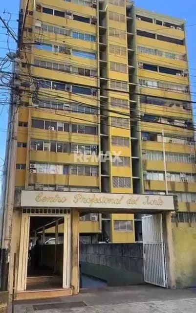 En Venta Excelente Oficina Ubicada en Calicanto