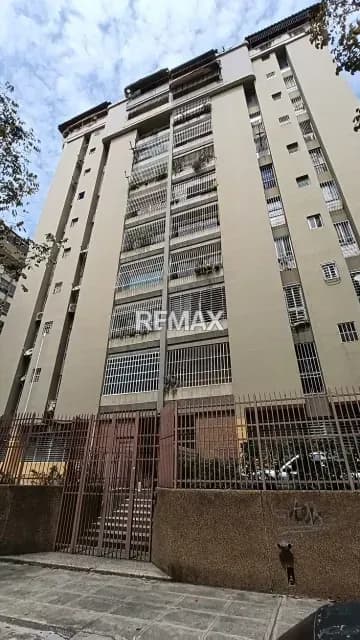 Apartamento en venta en Montalban III de 95m2.