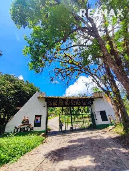EN VENTA PARCELA EN EL PÁRAMO DEL DUENDE