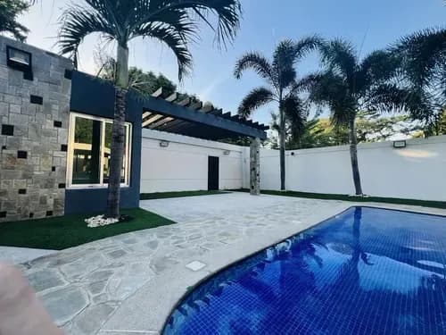 Exclusiva Casa Con Hermosa Piscina En Las Morochas I En San Diego