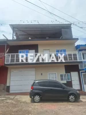 SE ALQUILA APARTAMENTO EN EL 23 DE ENERO