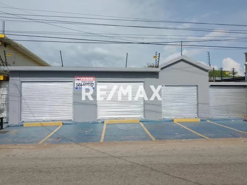 LOCALES COMERCIALES UBICADOS EN EL KM 3 VIA PERIJA