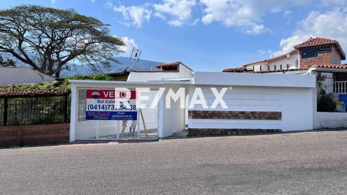 CASA EN ARJONA URB. VALLE ARRIBA III ETAPA