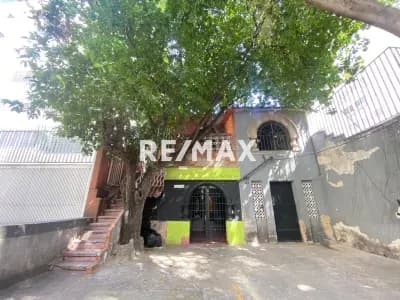 Casa comercial en alquiler en la campiña 160 mts