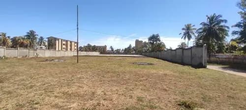 Gran Oportunidad De Inversion. En Venta Terreno En Plena Zona Comercial De Tucacas.