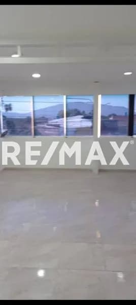 Local comercial en el centro, sin cortes de electricidad 30 mts2