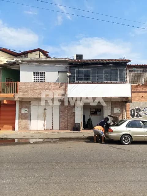 Local comercial en el centro, sin cortes de electricidad