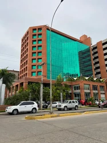 Alquiler Oficina Equipada De 110 M2 Centro Empresarial Lecherías , Cell