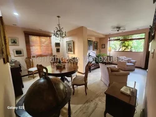 Agp Apartamento En Venta En Sebucan, De 120 Mts2 En Edificio Conservado 26-1904