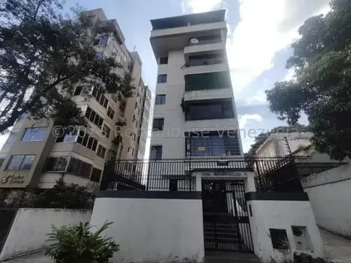Exclusivo Y Moderno Ph , De Tres Plantas En Los Caobos #24-8417