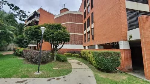 Apartamento En Venta,los Naranjos De Las Mercedes Mls #23-26981