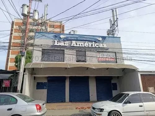 Gisselle Lobo Alquila Edificio Comercial En El Centro De Barquisimeto Posee Locales Comerciales Oficinas Aires Integrales En Estupendas Condiciones Zona Netamente Comercial 2 5 1 7 4 7