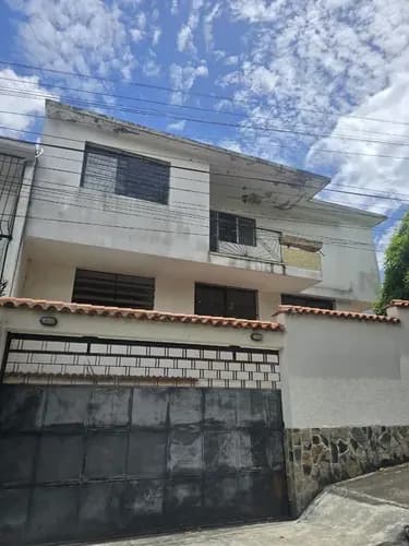En Venta Casa Para Remodelar En Urb. Horizonte | El Marqués