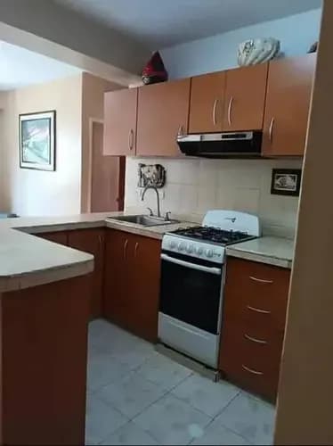 Gl Apartamento En Naguanagua Res . Colinas De Los Samanes (clientes )