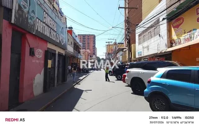 Venta de local comercial en centro de Maracay