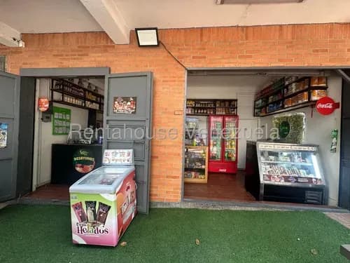 Venta De Cómodo Local Comercial En San Bernardino. Anv