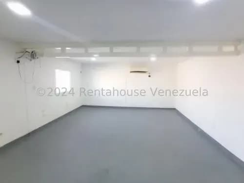Milagros Inmuebles Local Alquiler Barquisimeto Lara Zona Centro Economica Comercial Economico Código Inmobiliaria Rent-a-house 26-10877