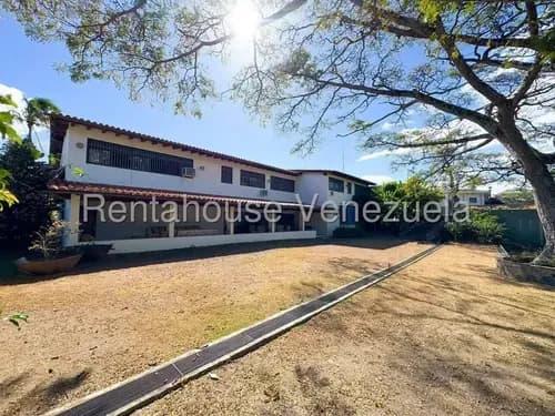 Carla Gonzalez Casa En Venta En Lomas Del Mirador Mls #24-11985 Mb
